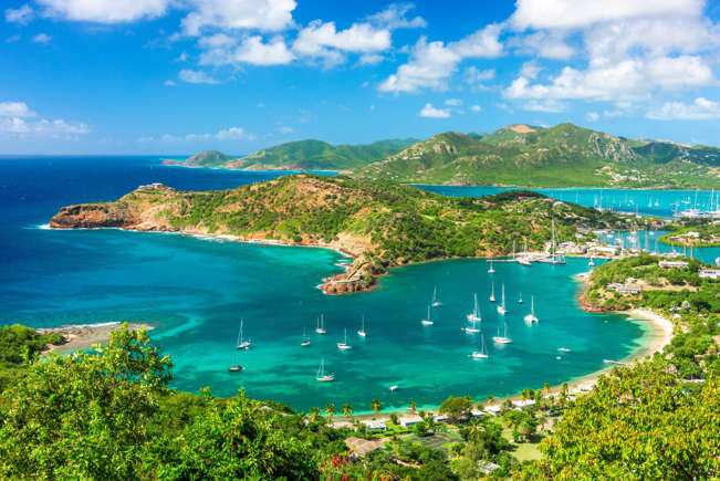 ANTIGUA A BARBUDA.jpg